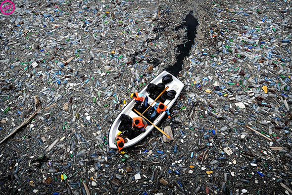 Krichim, Boat in plastic